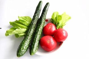 小衫吃瓜吃坏肚子  第3张